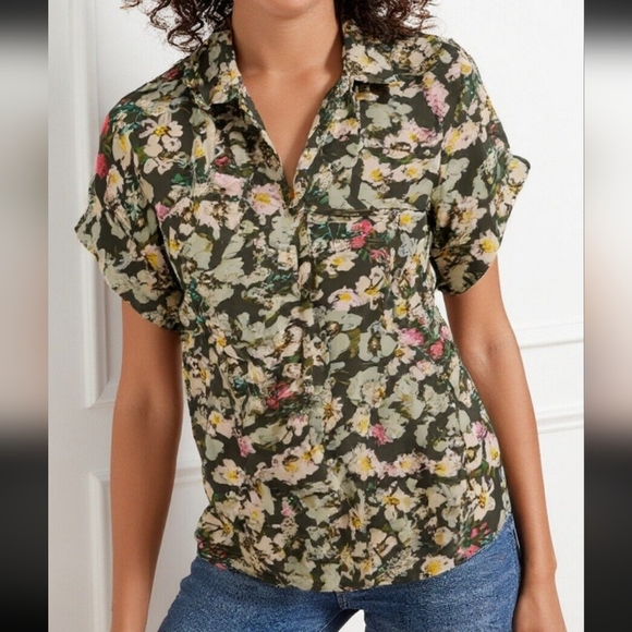 CAbi Tops - CAbi Replay Spring 2025 Floral Blouse